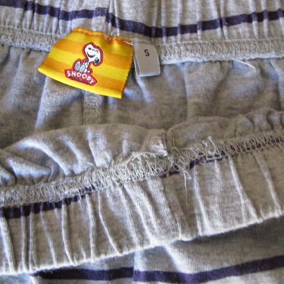 Snoopy Pajama Short set  Tshirt and shorts Size Small - Picture 2 of 7